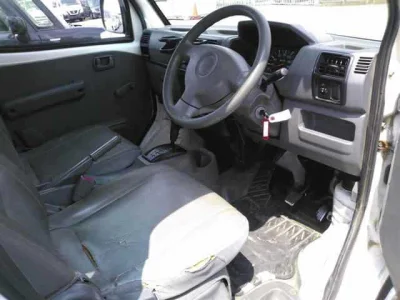 Mitsubishi Minicab Van