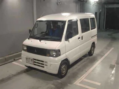 Mitsubishi Minicab Van