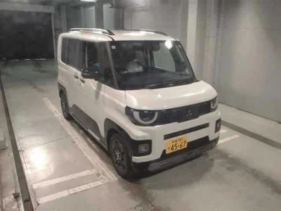 Mitsubishi Delica Mini