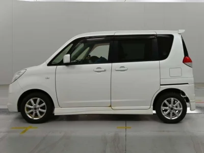 Mitsubishi Delica D:2