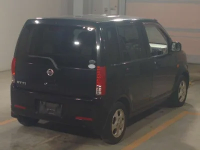 Nissan Otti