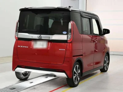 Mitsubishi eK X Space