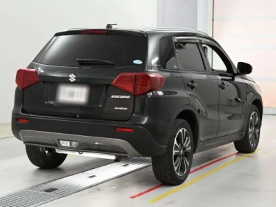 Suzuki Escudo