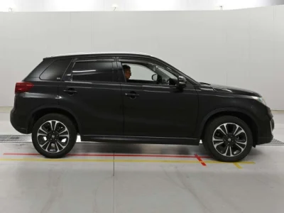 Suzuki Escudo