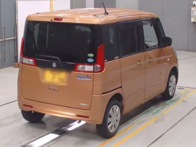 Suzuki Spacia