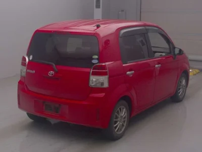 Toyota Spade