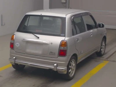Daihatsu Mira
