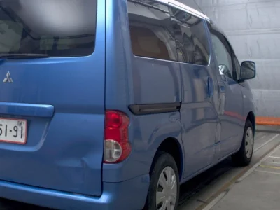 Mitsubishi Delica D:3