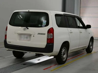 Toyota Succeed