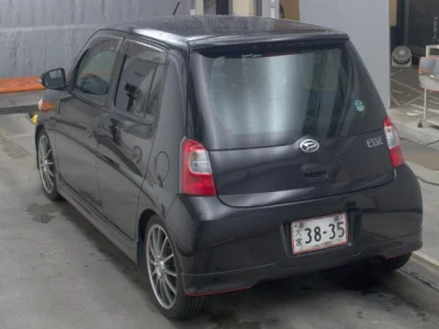 Daihatsu Esse