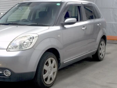 Mazda Verisa