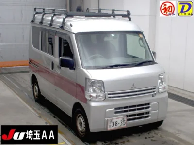 Mitsubishi Minicab Van
