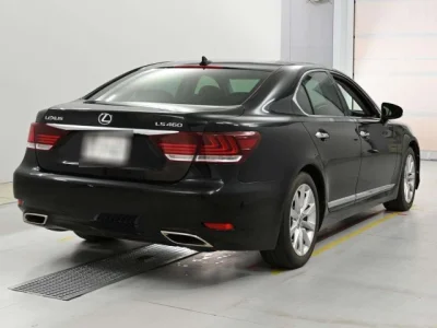 Lexus LS460L