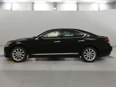 Lexus LS460L