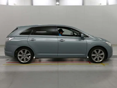 Toyota Mark X Zio