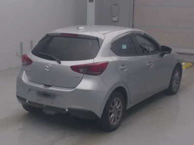 Mazda Mazda2