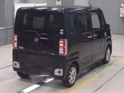 Toyota Pixis Mega