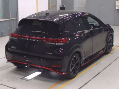 Nissan Aura