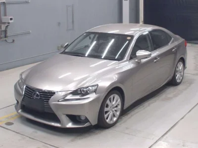 Lexus IS300h