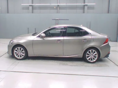 Lexus IS300h