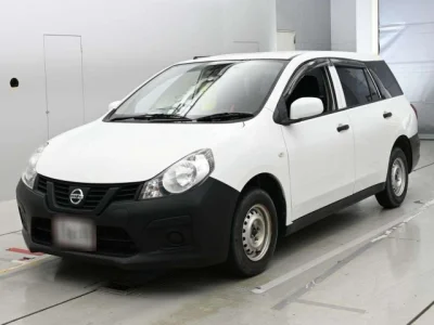 Nissan AD