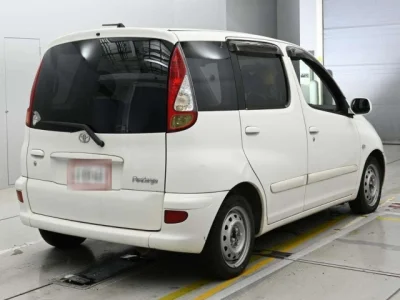 Toyota Funcargo