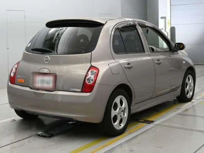 Nissan March