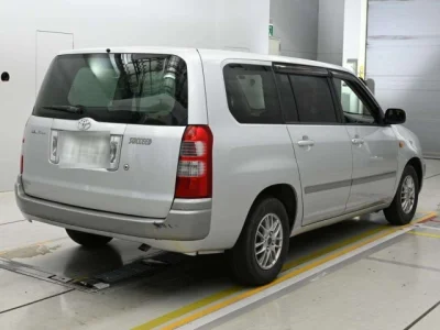 Toyota Succeed