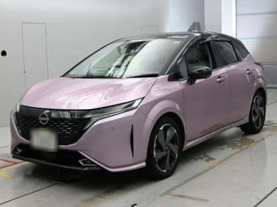 Nissan Aura
