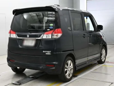 Suzuki Solio