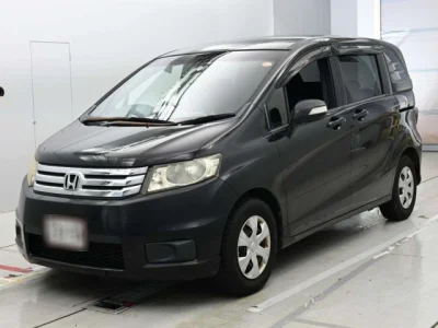 Honda Freed Spike