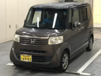 Honda N BOX