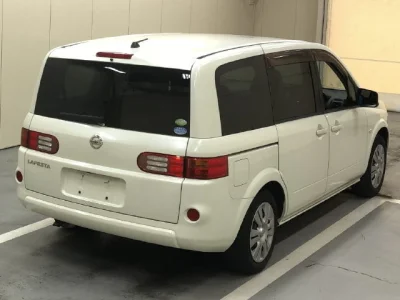Nissan Lafesta