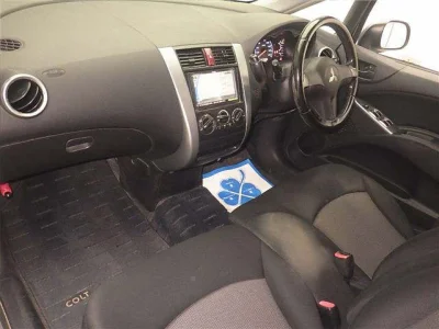 Mitsubishi Colt Plus