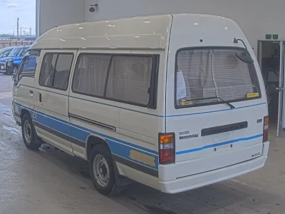 Nissan Caravan
