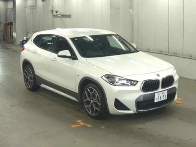BMW X2