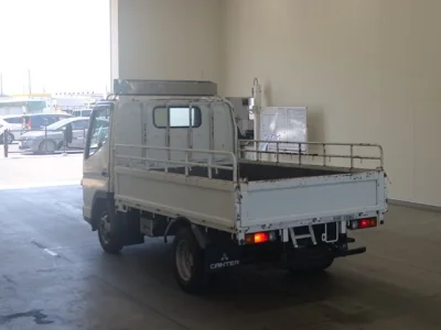 Mitsubishi Fuso Canter