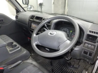 Mazda Bongo Van