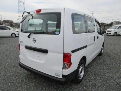 Nissan NV200