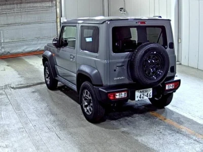 Suzuki Jimny Sierra
