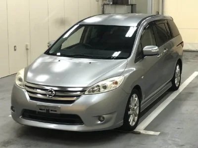 Nissan Lafesta