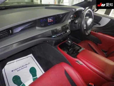 Lexus LS500h