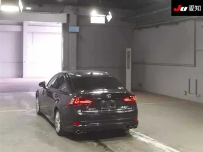 Lexus IS300h