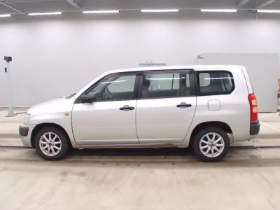Toyota SUCCEED