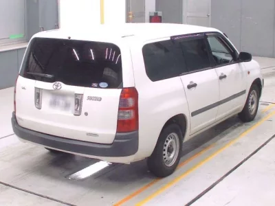 Toyota SUCCEED