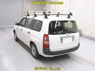 Toyota SUCCEED