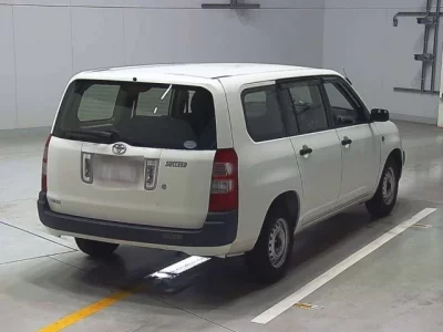 Toyota SUCCEED