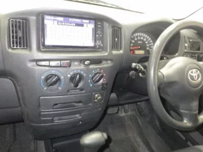 Toyota SUCCEED
