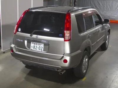Nissan X-TRAIL