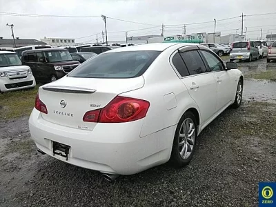 Nissan SKYLINE